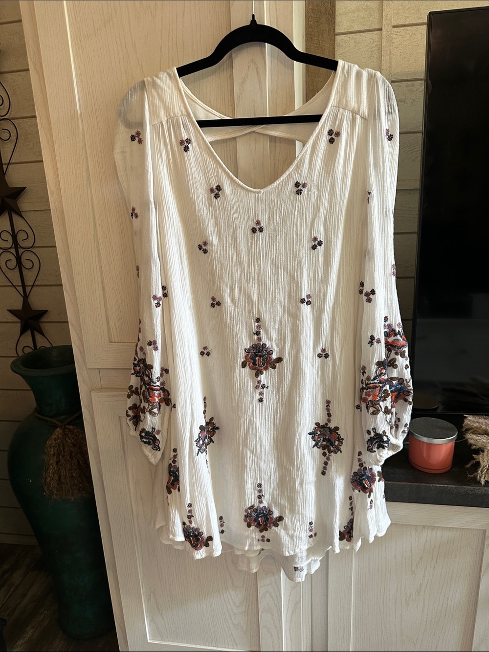 Women's White Embroidered Boho Tunic Top